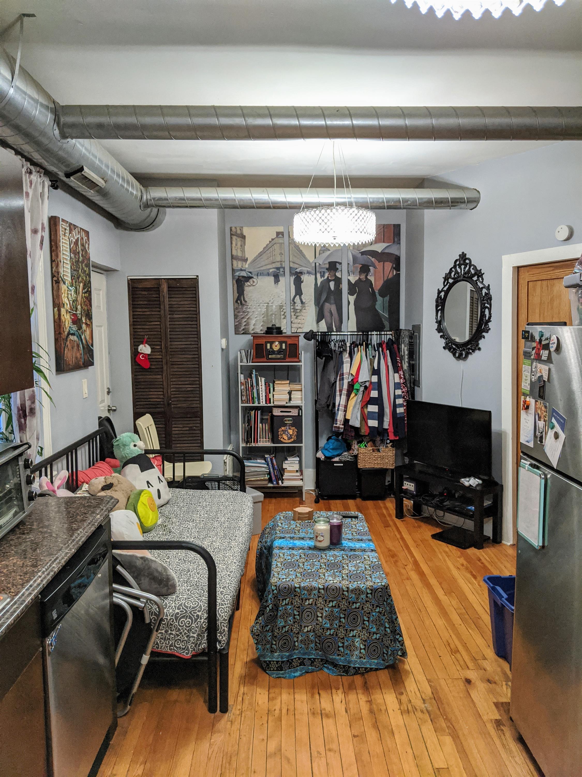 1830 W 17th Street - 2R